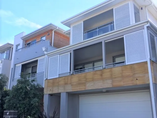 LOCATION IN PRESTIGIOUS LOWER NORTH SHORE