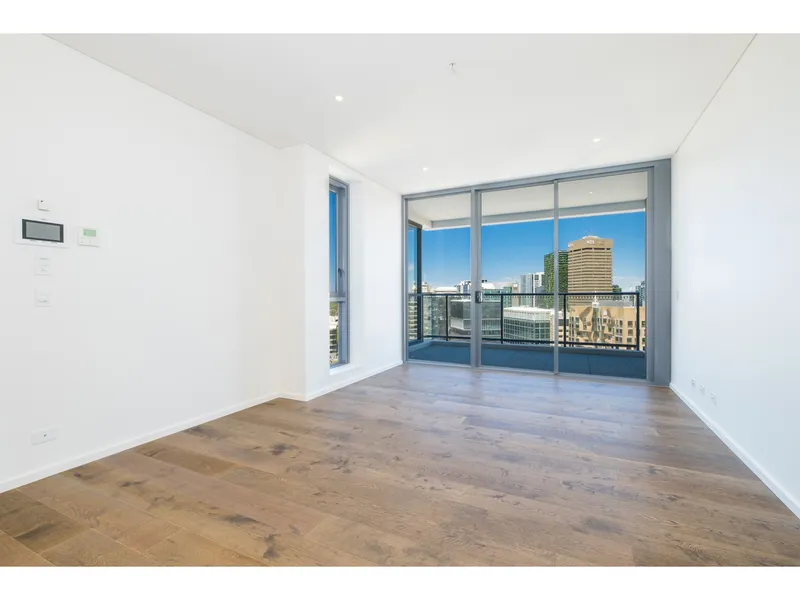ONE BEDROOM HIGHRISE APARTMENT AT DARLING HARBOUR 
