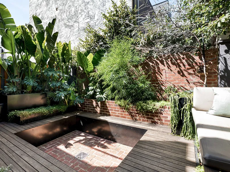 Elevated urban elegance