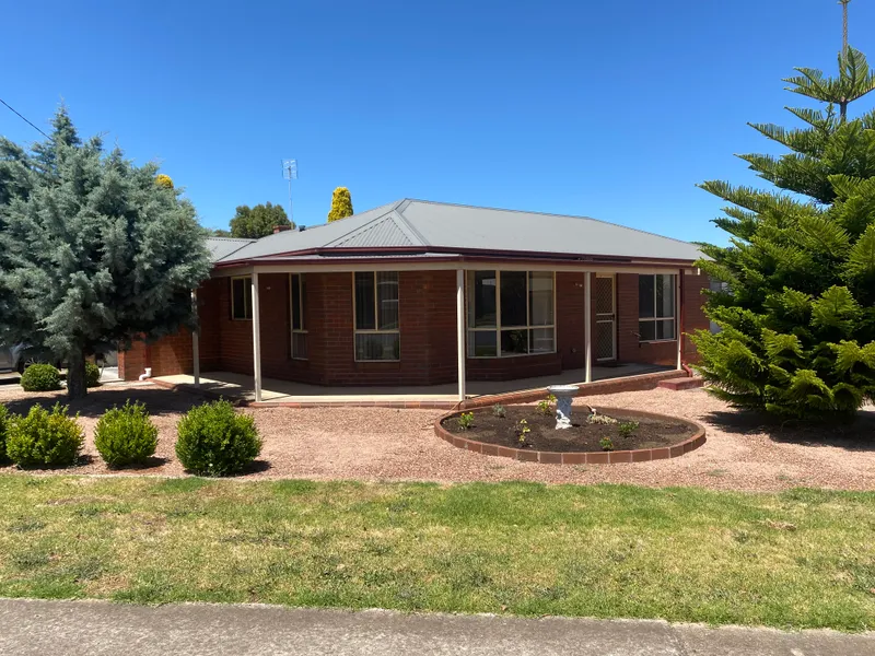 SPACIOUS THREE BEDROOM HOME