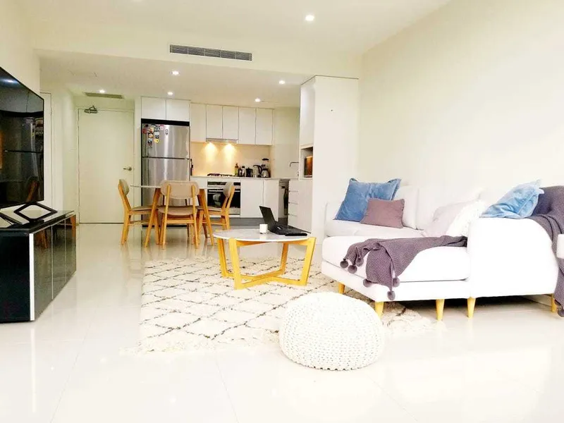Spacious One bed executive living