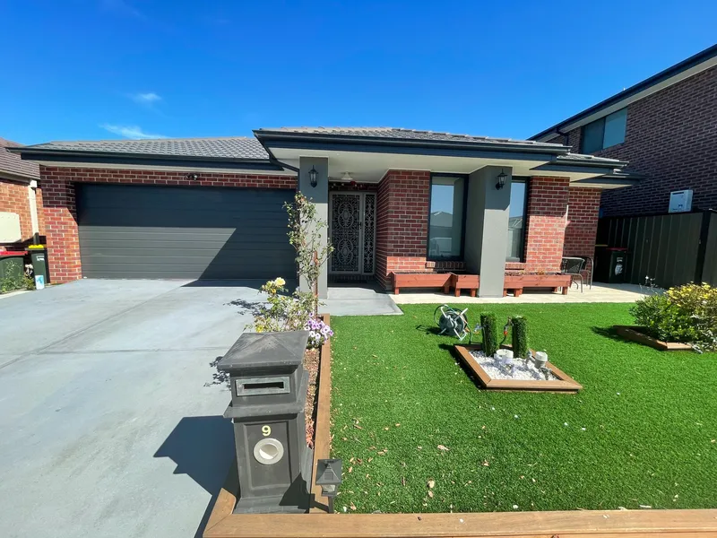 Located in the Heart of Craigieburn!