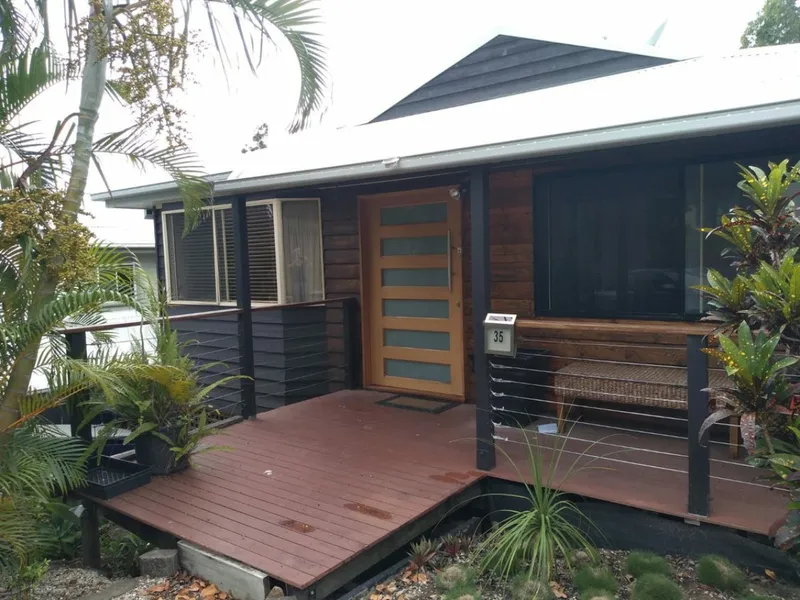 ELEVATED VERSATILE FAMILY HOME - DUAL LIVING / WORK FROM HOME OPTIONS - CENTRAL CONVENIENT LOCATION - LOW MAINTAINENCE BLOCK