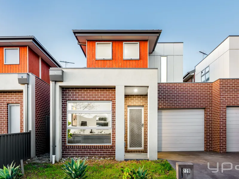 STUNNING NEW TOWNHOUSE!