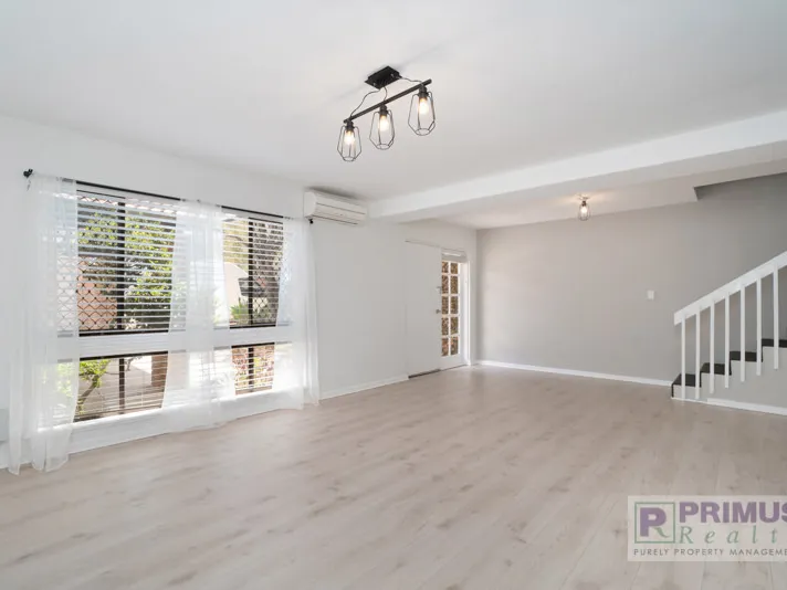 EVERYONE ATTENDING A HOME OPEN MUST REGISTER THEIR DETAILS (name and phone number)