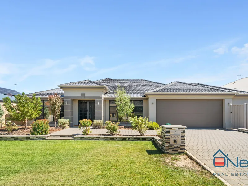 SENSATIONAL FAMILY HOME