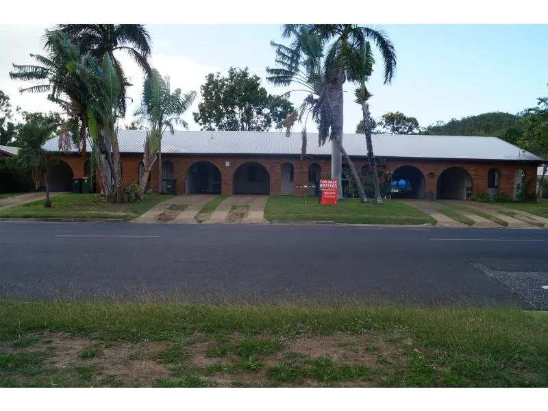 RARE 5 UNIT DWELLING - NORTHSIDE