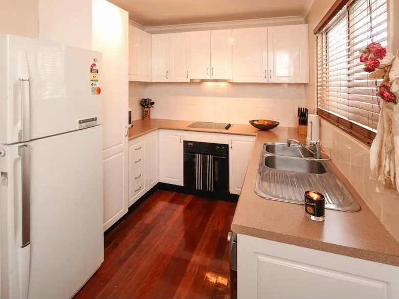IDEAL EXTENDED FAMILY ... DUAL LIVING SCENARIO