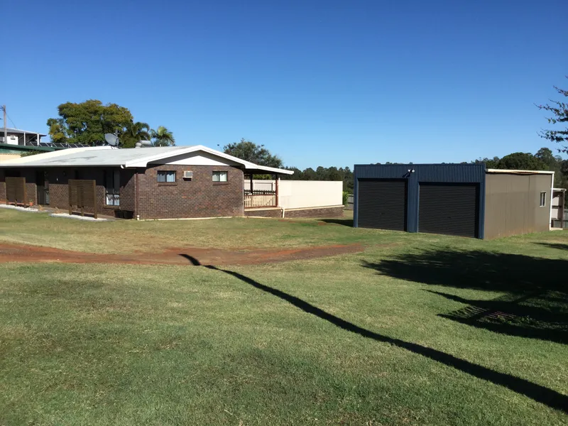 SUMMER TIME AND THE LIVING IS EASY