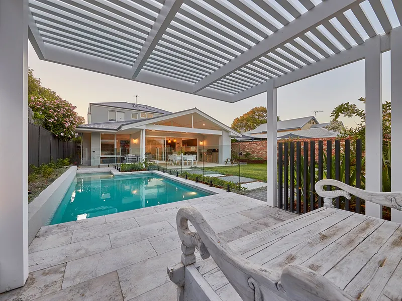 Coastal Family Home, Perfect For Entertaining.