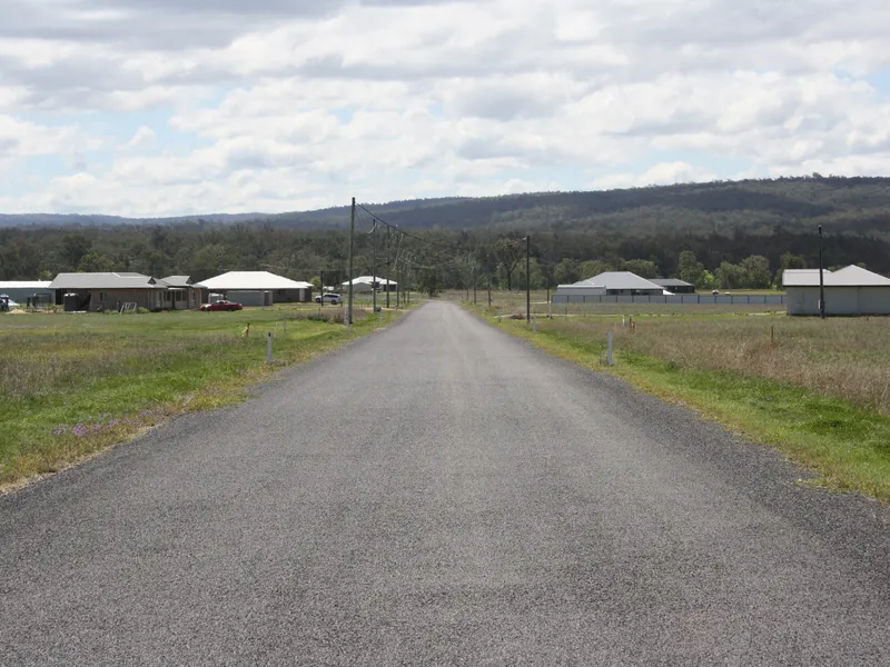 Last 2.5 acre block left in this estate