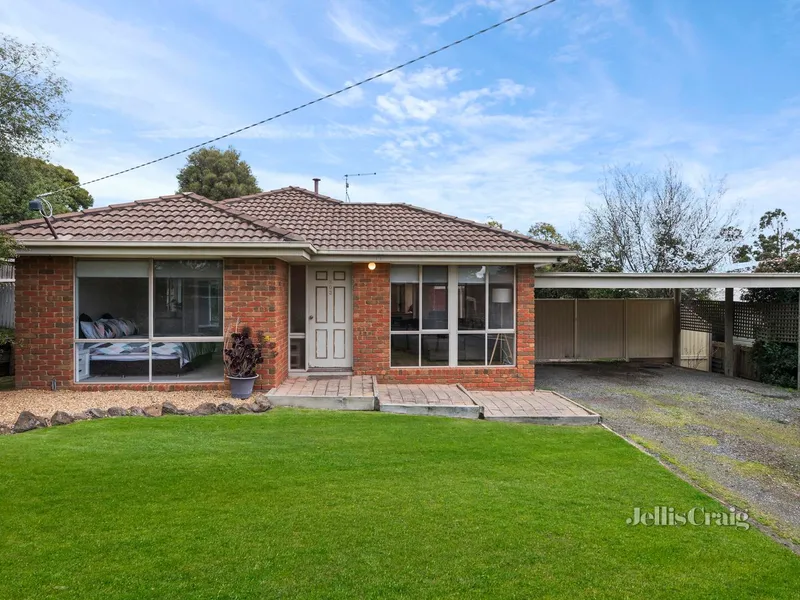Renovated with Spacious Block & Expansive Shed