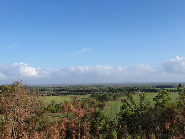 RURAL ACREAGE HOME BETWEEN INGHAM & TOWNSVILLE !