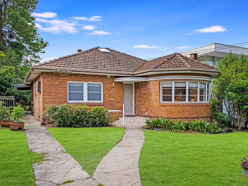 Spacious Single Level Home with Duplex Development Potential (S.T.C.A)