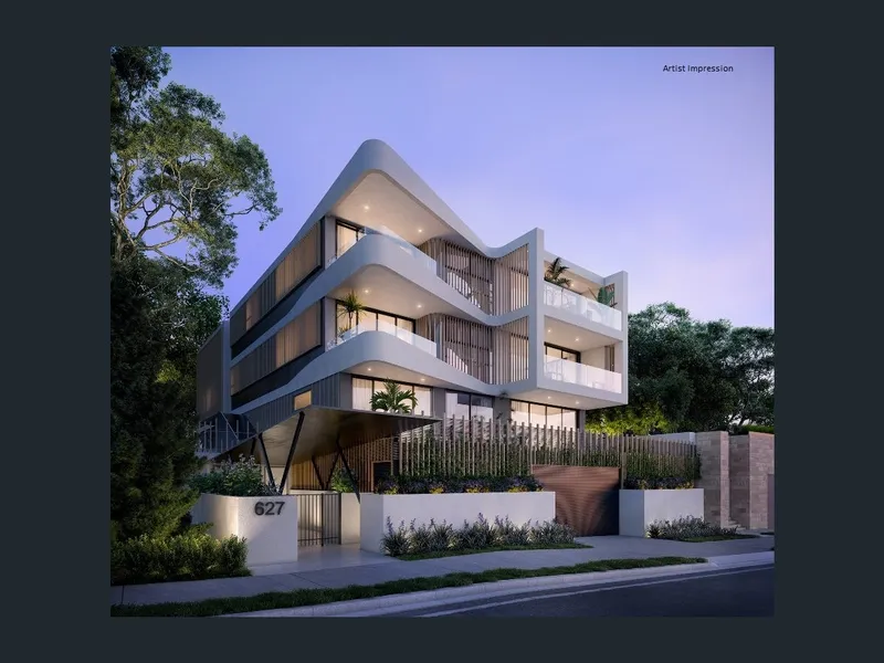 PEACEFUL, NORTH-EASTERN 3 BEDROOM GARDEN APARTMENT