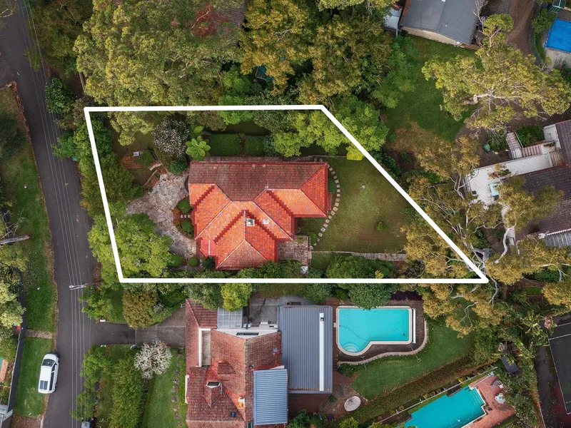 Incredibly rare east side non-conservation opportunity on 1,062sqm