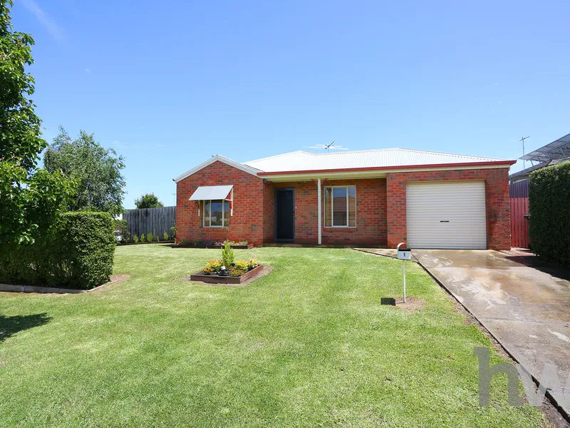 A Superb First Home Or Downsizer!