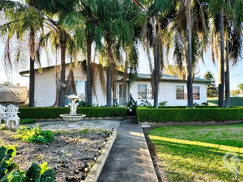 CHARMING HOME THAT TICKS ALL THE BOXES!