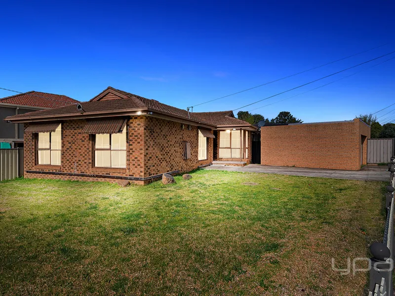 3 BEDROOM FAMILY HOME