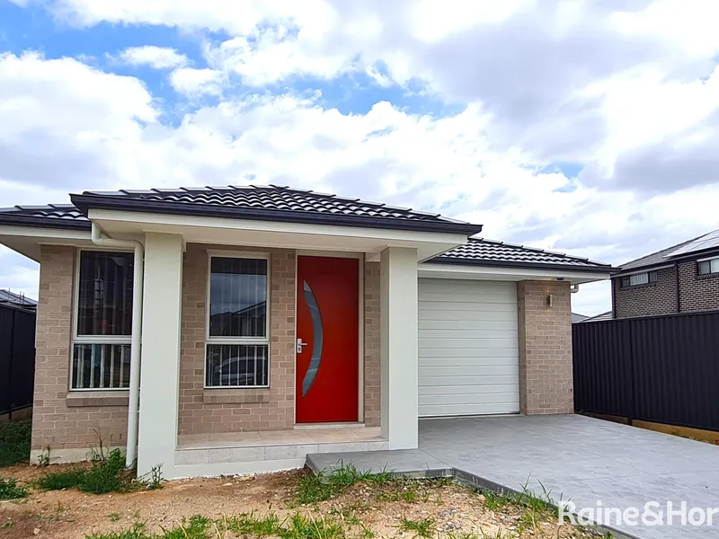 STUNNING 4 BEDROOM FAMILY HOME IN AUSTRAL!