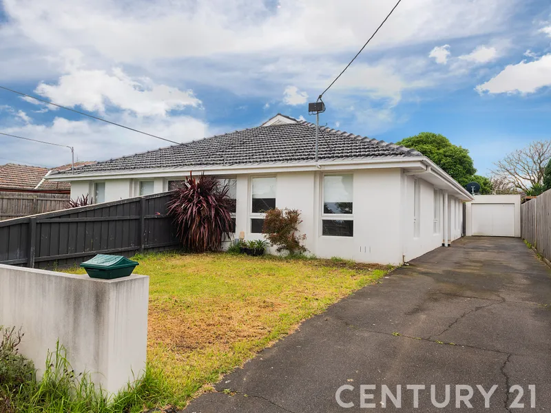 A 3 Bedroom Terrace Unit for Easy Living