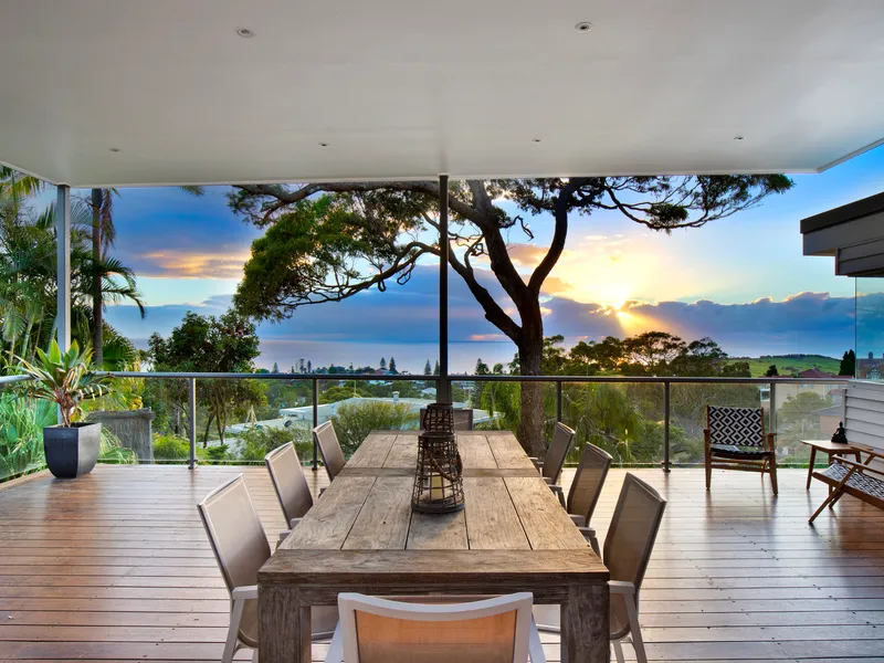 LUXURIOUS DOUBLE FRONTED FAMILY WITH STUNNING VIEWS