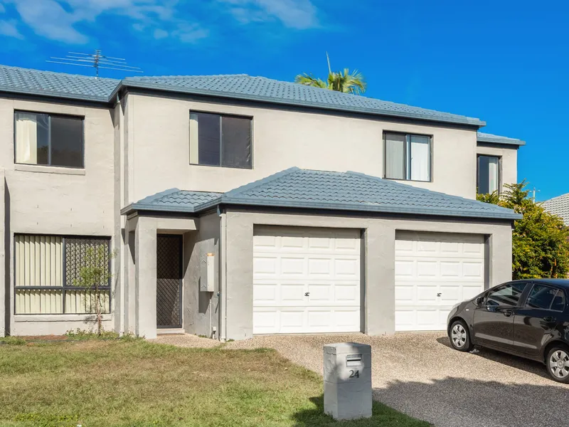 SUPERB VALUE DOUBLE STOREY 3 BEDROOM TOWNHOUSE