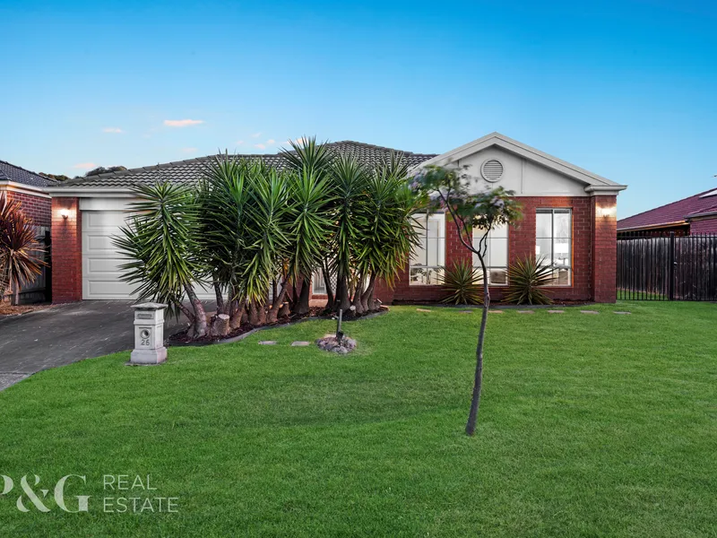 Huge Home With Four Living Areas On A 630sqm Allotment!