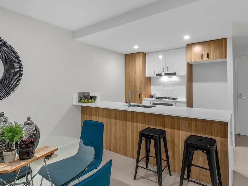 Contemporary Living in Carina Heights ***BOND LOANS AVAILABLE