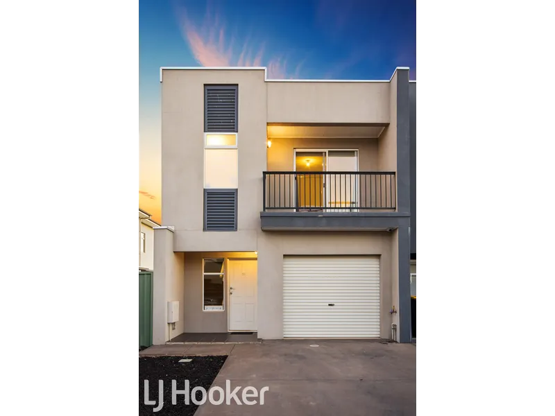 Contemporary Living Close To Transport