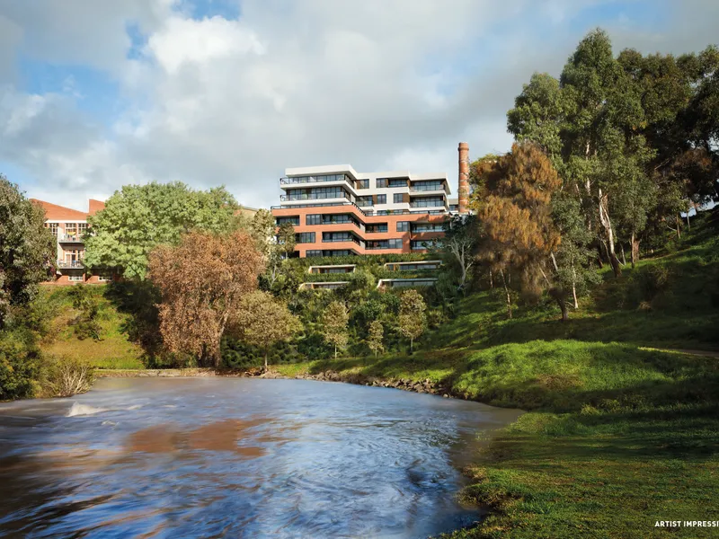 Water Views, Luxury and Location