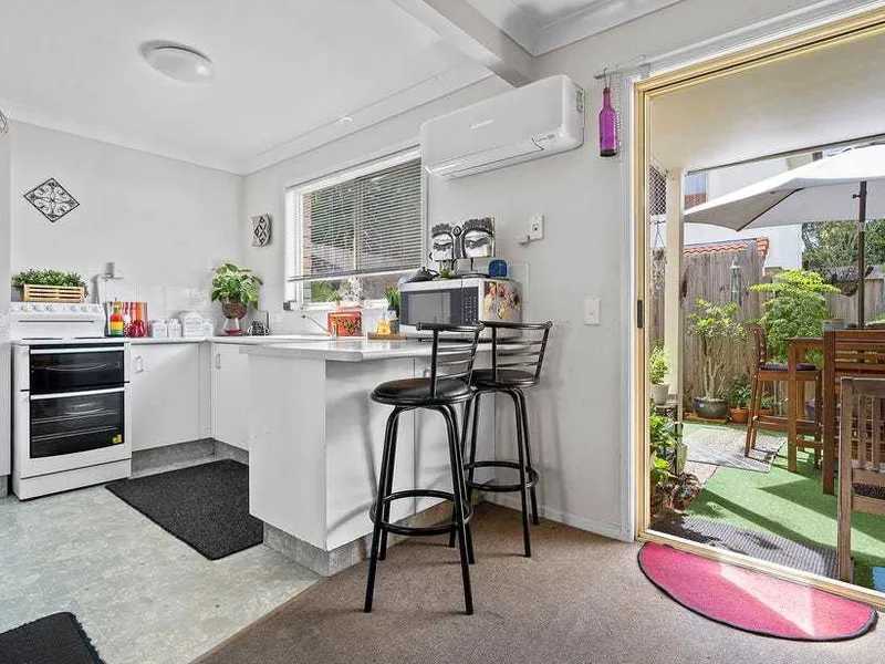 Two - level Townhouse in convenient location