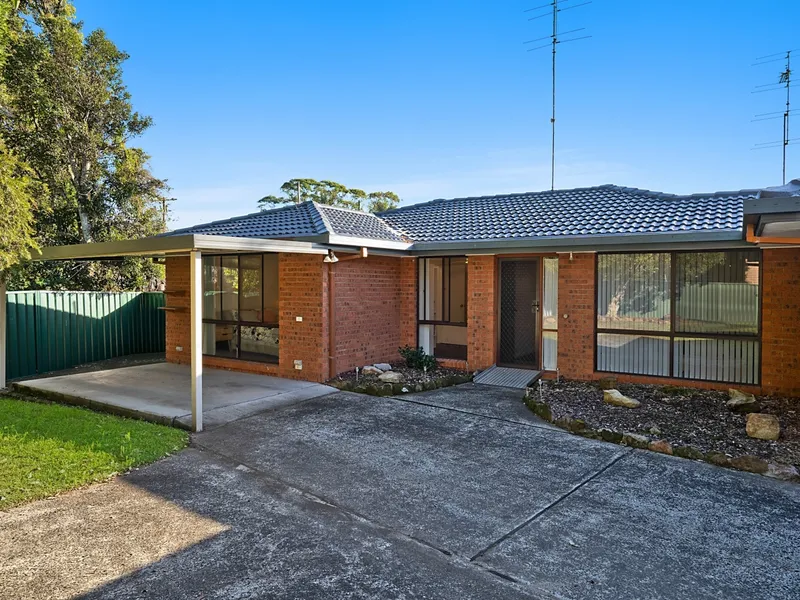 Immaculate, Easy-Care Duplex, Central To Amenities