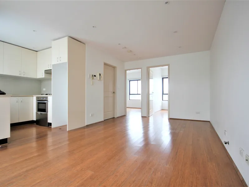 Contemporary Apartment with all the Mod Cons!