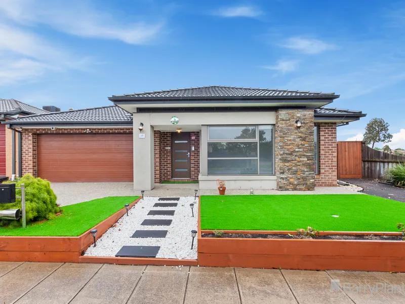 LUXURIOUS HOUSE CLOSE TO ALL