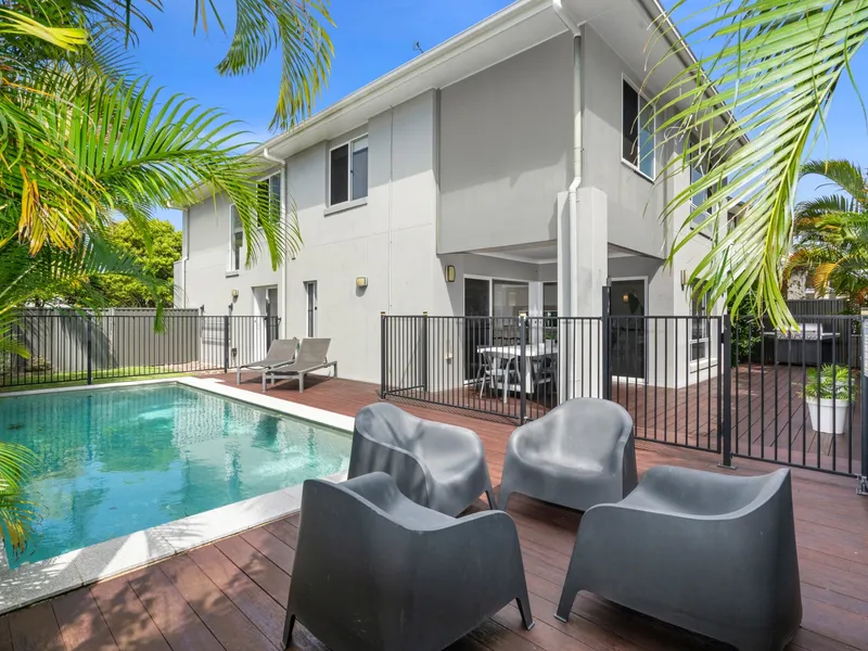 Fully Furnished Home In Elysium