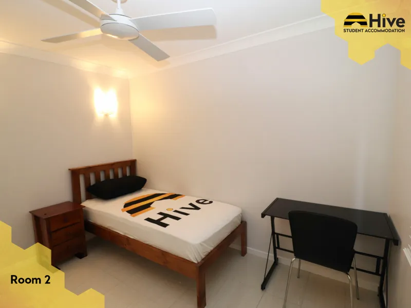STUNNING STUDENT ACCOMMODATION – 10 min walk to the QUT Kelvin Grove