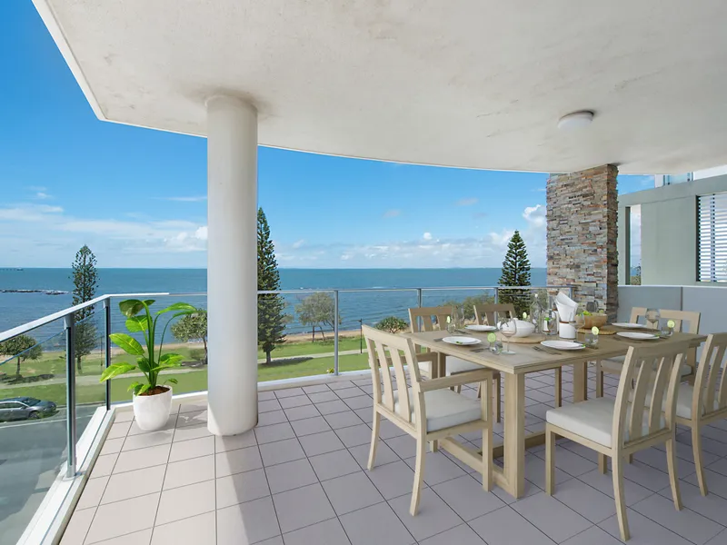 North-East Waterfront Apartment with Spectacular Views