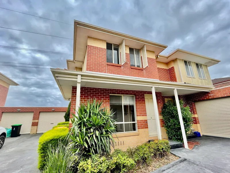 Spacious 2-Bedroom Home!