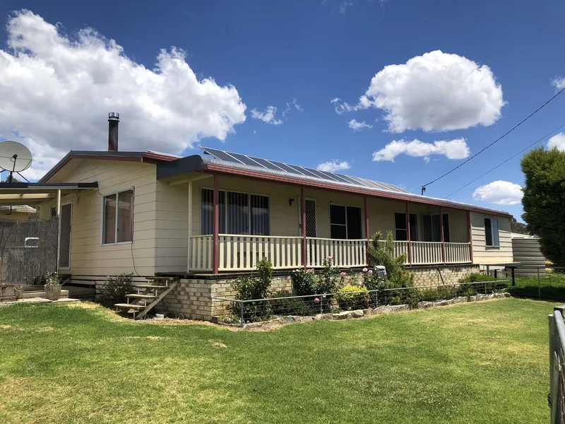 Spacious 4 bedrooms with rural views