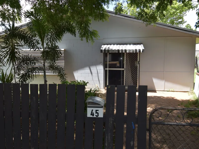 LOWSET SOLID BLOCK HOME IN RICHMOND HILL