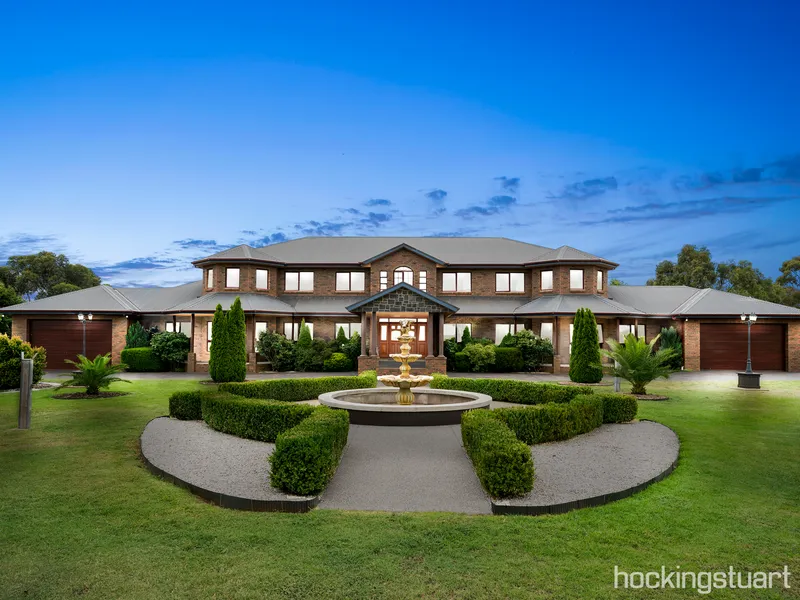 Exceptional opportunity for a rural lifestyle tree change and close to all amenities!