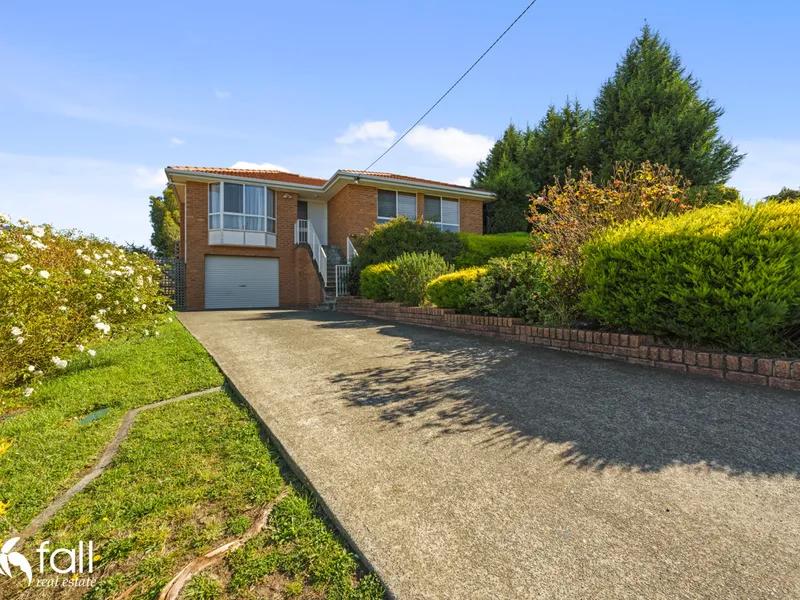 Fantastic Views, Great Location!