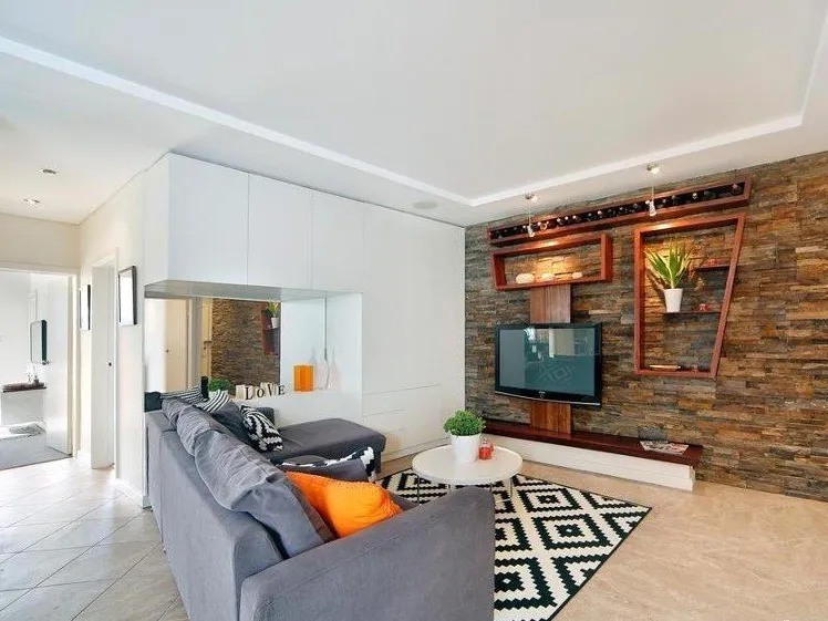 Amazing value @ $495pw  --  Spacious and private...