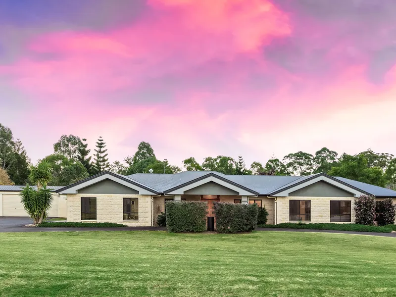 A piece of Heaven 5855m2 block