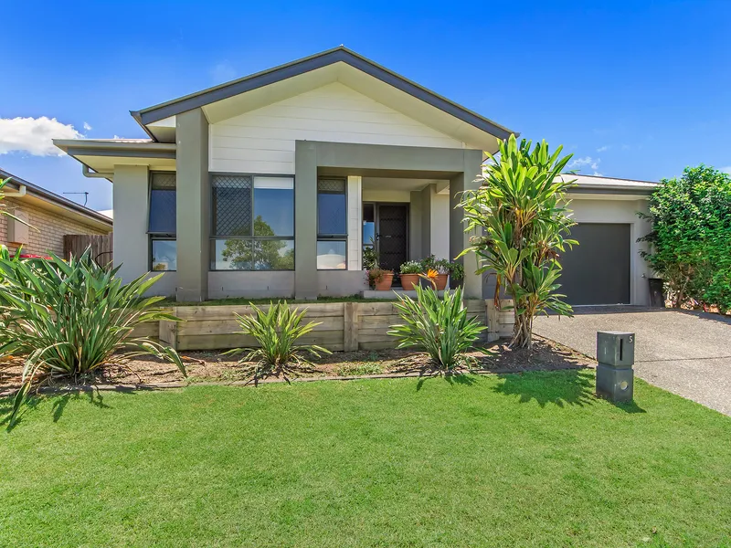 Family Home Across From a Park!