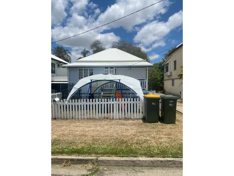 1930's Cottage Close To The CBD