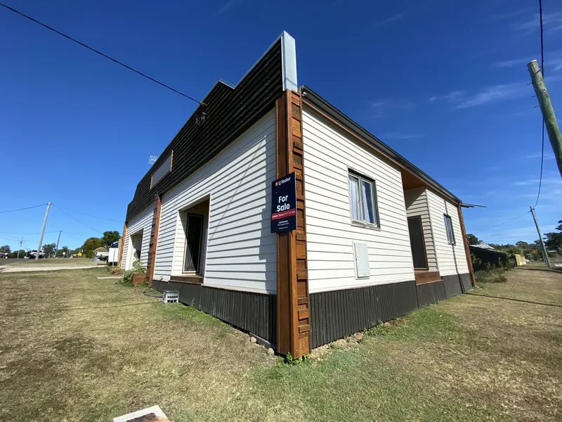 OPPORTUNITY KNOCKING