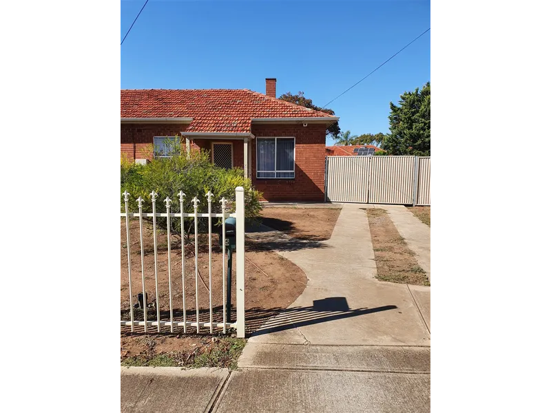 Neat and Tidy Two Bedroom Home! Quiet location.