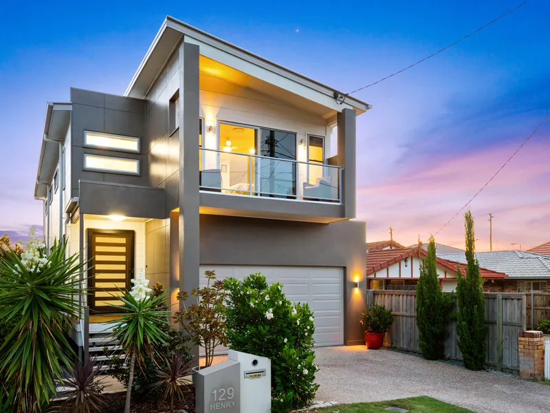 Contemporary low maintenance family living